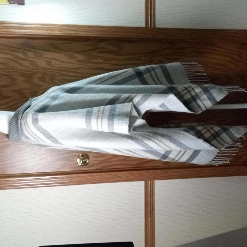 COCO + CARMEN, Zip Up Poncho, Fall, Travel, Vacation, Office, Casual - Picture 9 of 11